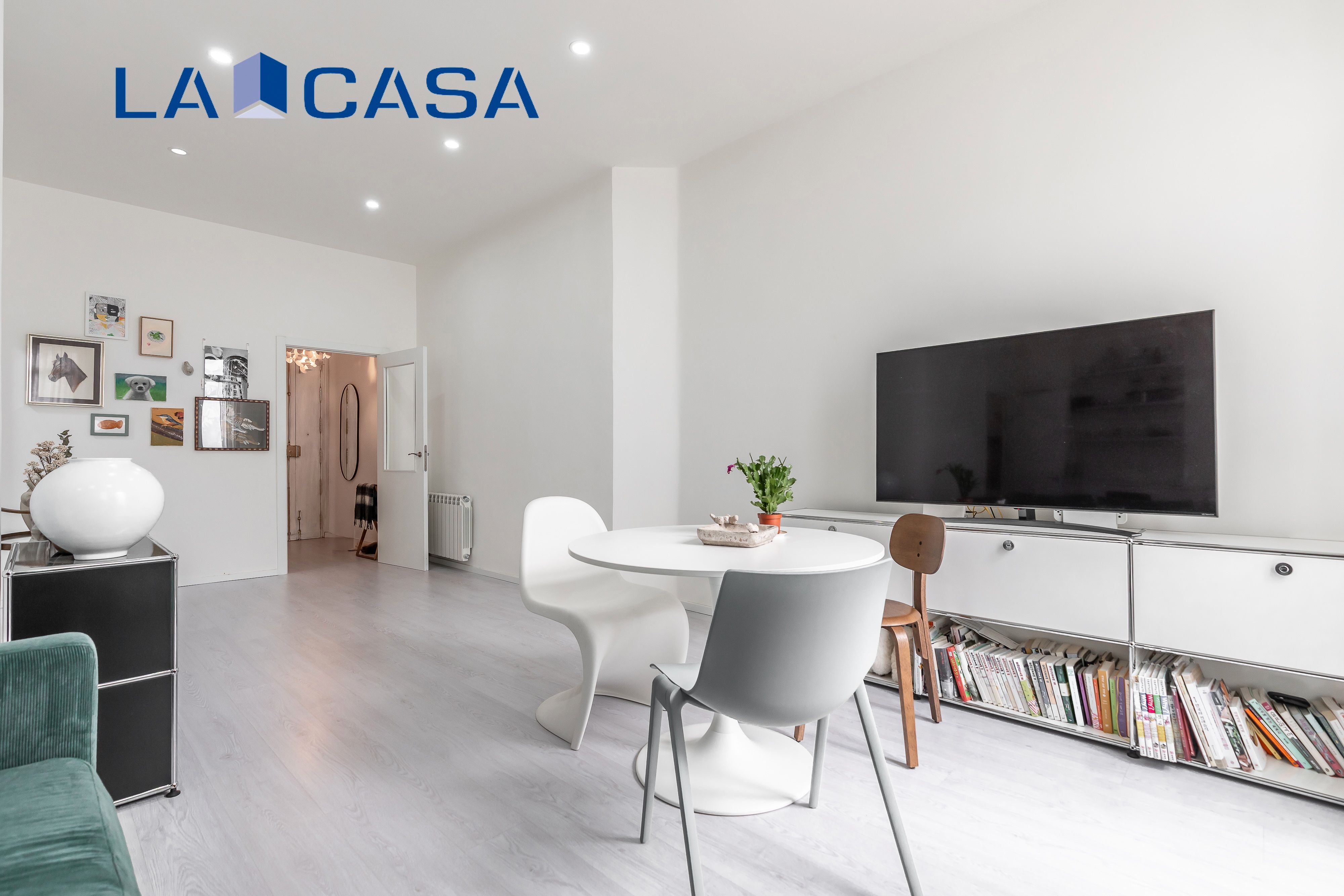 Vista exterior de Piso en venta en  Madrid Capital