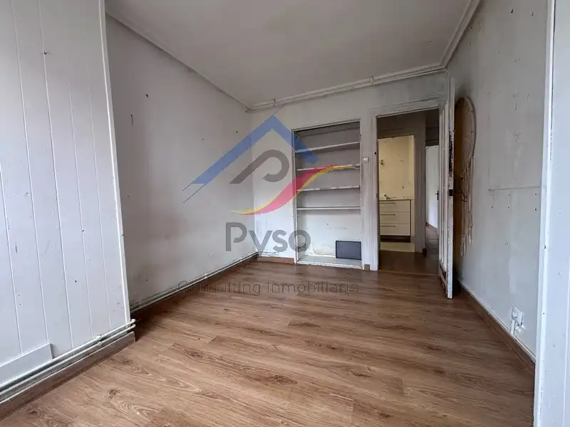 Sala d'estar de Pis en venda en Santander amb Calefacció, Forn i Internet