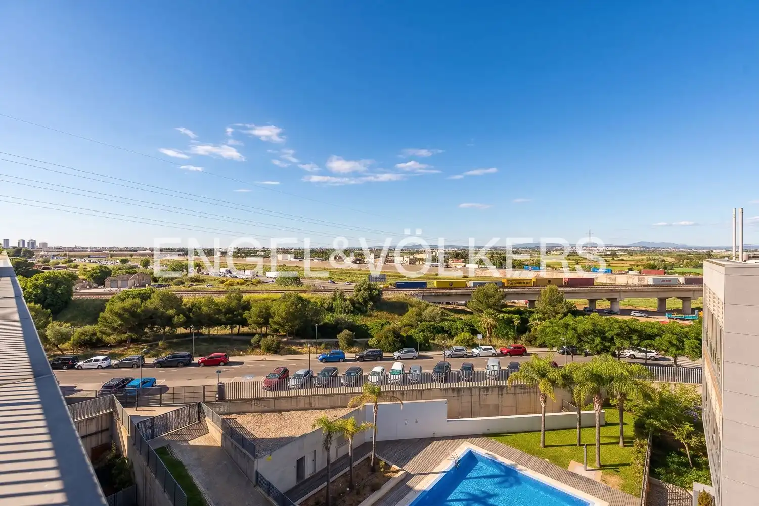 Vista exterior de Piso de alquiler en Valencia con Aire acondicionado, Calefacción y Jardín privado