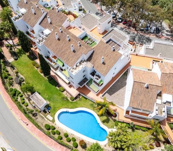 Piso en Venta en Zona Centro Comercial Torrequebrada