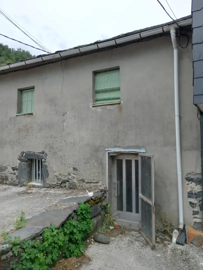 Vista exterior de Finca rústica en venda en Peranzanes