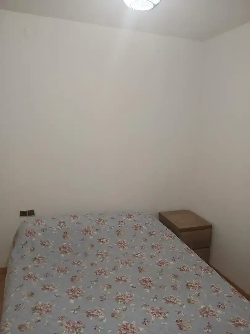 Dormitori de Planta baixa per a compartir en Rubí amb Parquet, Moblat i Rentadora