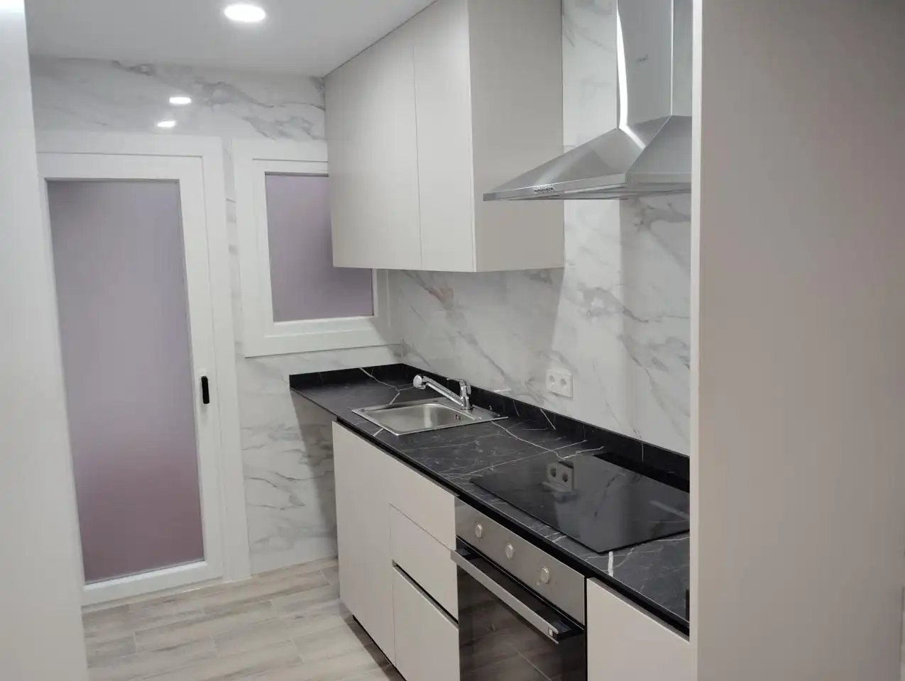 Cuina de Pis en venda en Manresa amb Aire condicionat, Calefacció i Parquet