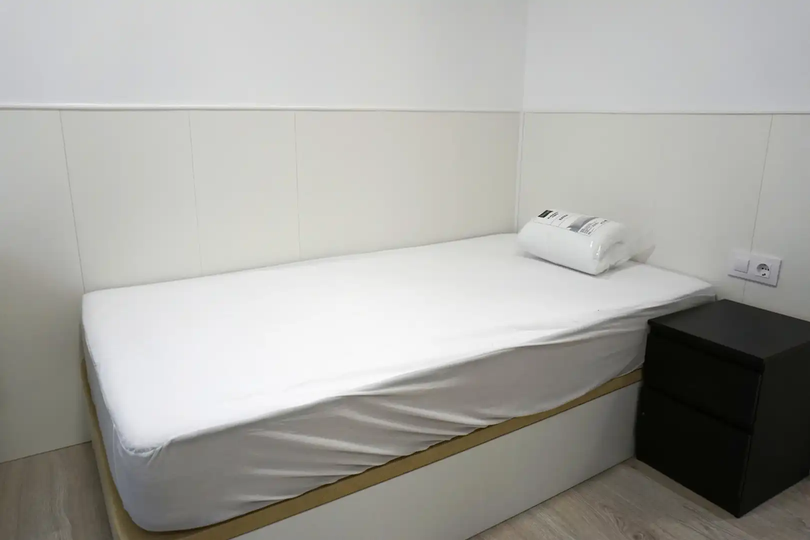 Room in Calle CAPITAN MENDEZ VIGO, 50, Santo Tomás