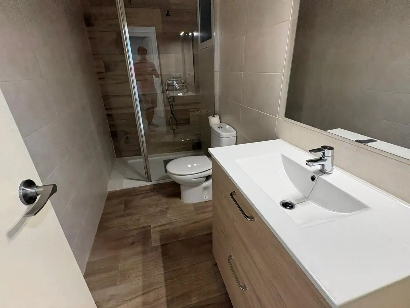 Baño de Piso de alquiler en Elche / Elx con Aire acondicionado y Amueblado