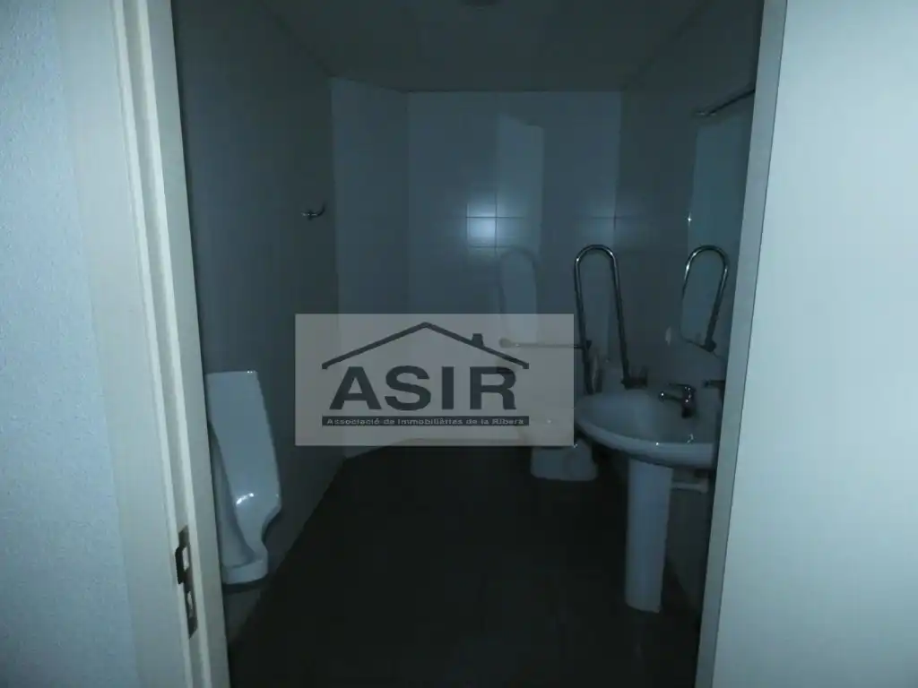 Gewerbefläche zur Miete in Casc Urbà, imagen 31