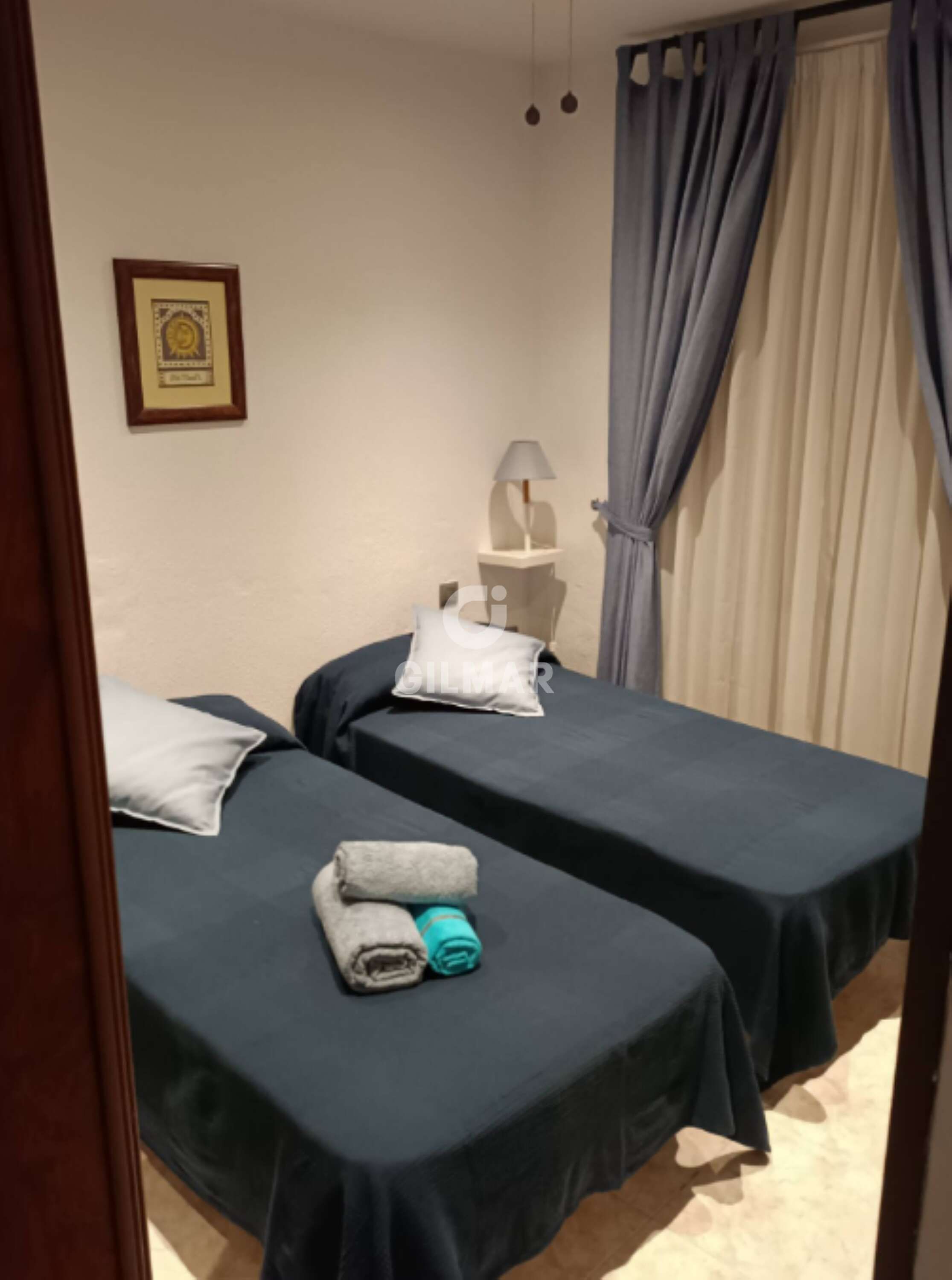 Dormitori de Pis en venda en  Cádiz Capital amb Calefacció