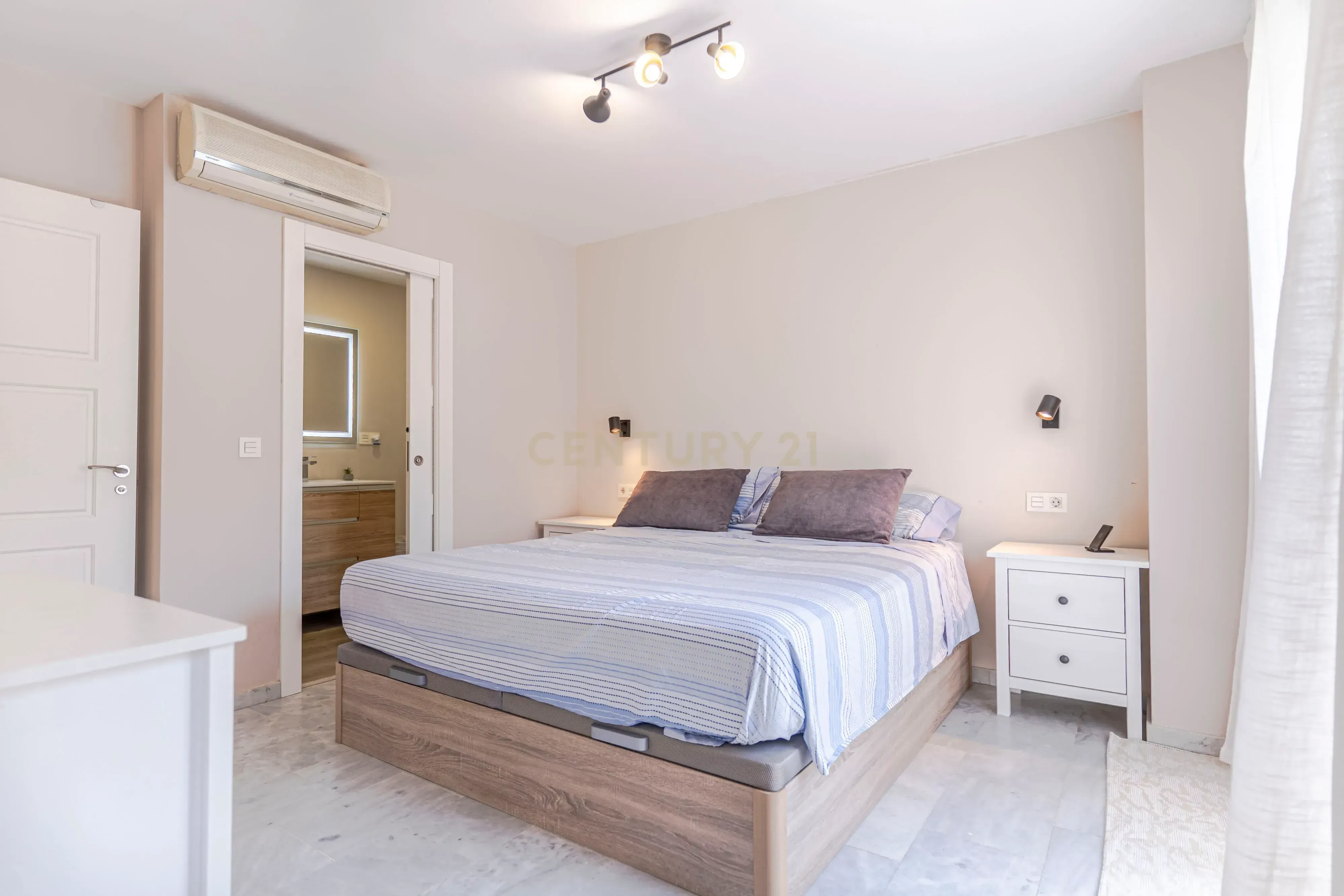 Bedroom of House or chalet for sale in Maracena