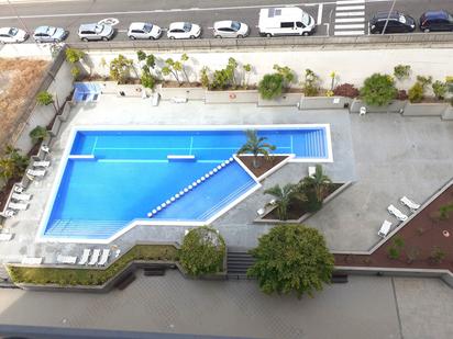 Swimming pool of Flat for sale in  Santa Cruz de Tenerife Capital