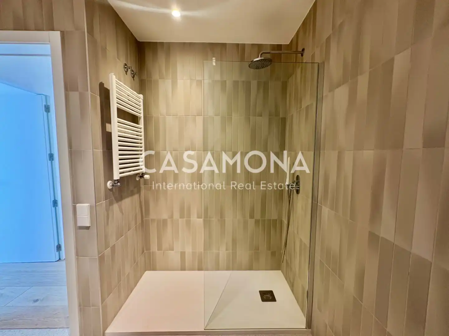 Baño de Ático en venta en Barcelona con Aire acondicionado, Calefacción y Terraza
