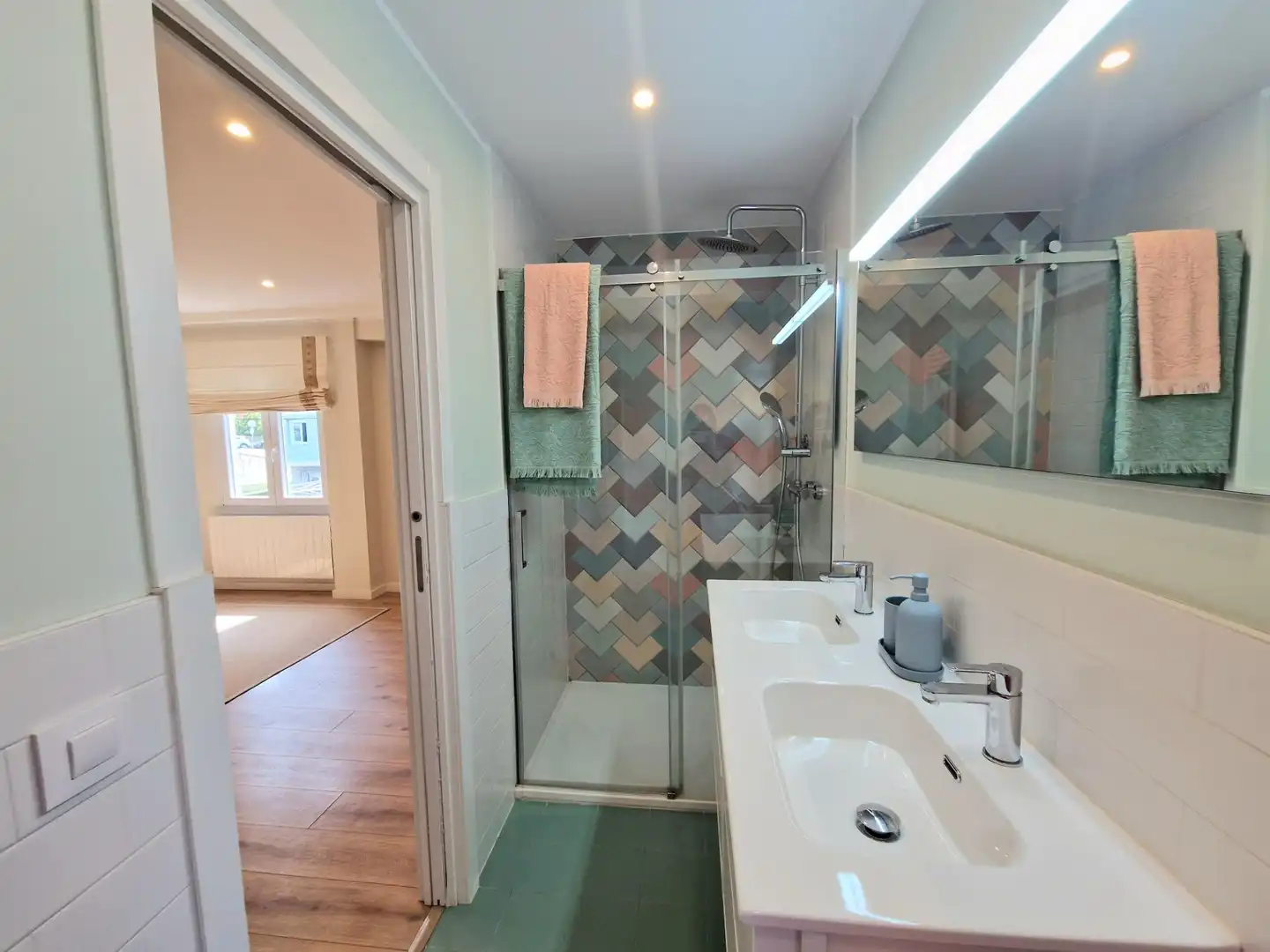 Flat with terrace to rent in Calle TRASMIERA, imagen 32