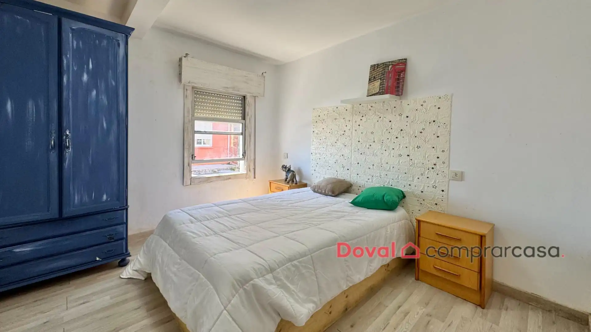 Habitación de Casa o chalet en venta en Vigo  con Parquet, Terraza y Amueblado