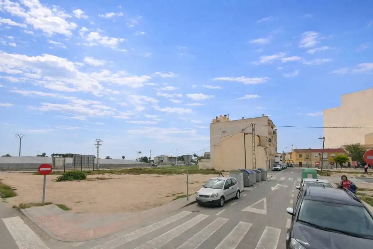 Residencial en venta en Carrer Molí, Las Bayas