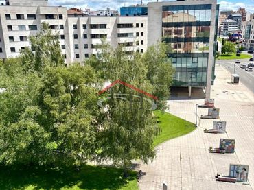Piso con ascensor en venta en Cruz Roja de León