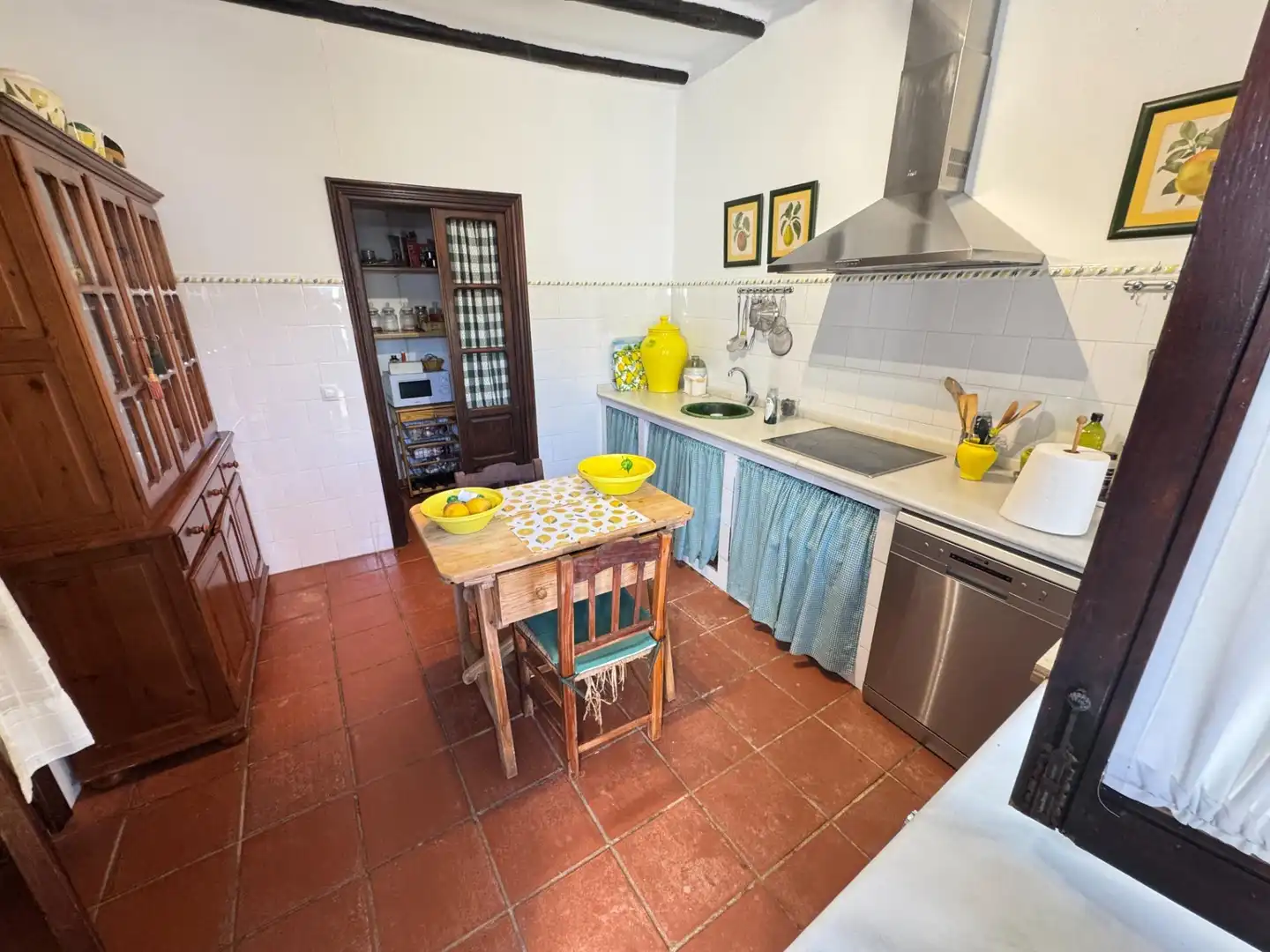 Cocina de Casa o chalet en venta en Dos Hermanas con Aire acondicionado, Jardín privado y Trastero
