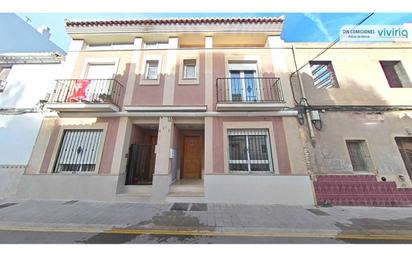 Vista exterior de Casa adosada en venda en El Puig de Santa Maria amb Terrassa