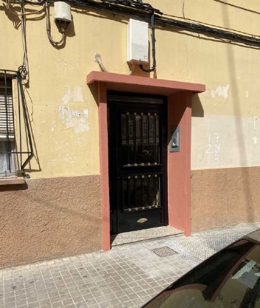 Vista exterior de Pis en venda en  Valencia Capital amb Alarma