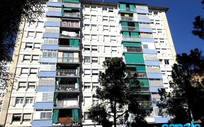 Exterior view of Flat for sale in Cerdanyola del Vallès  with Balcony