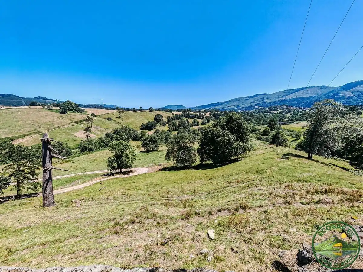 Casa o chalet en venta en Nava con Calefacción, Jardín privado y Parquet