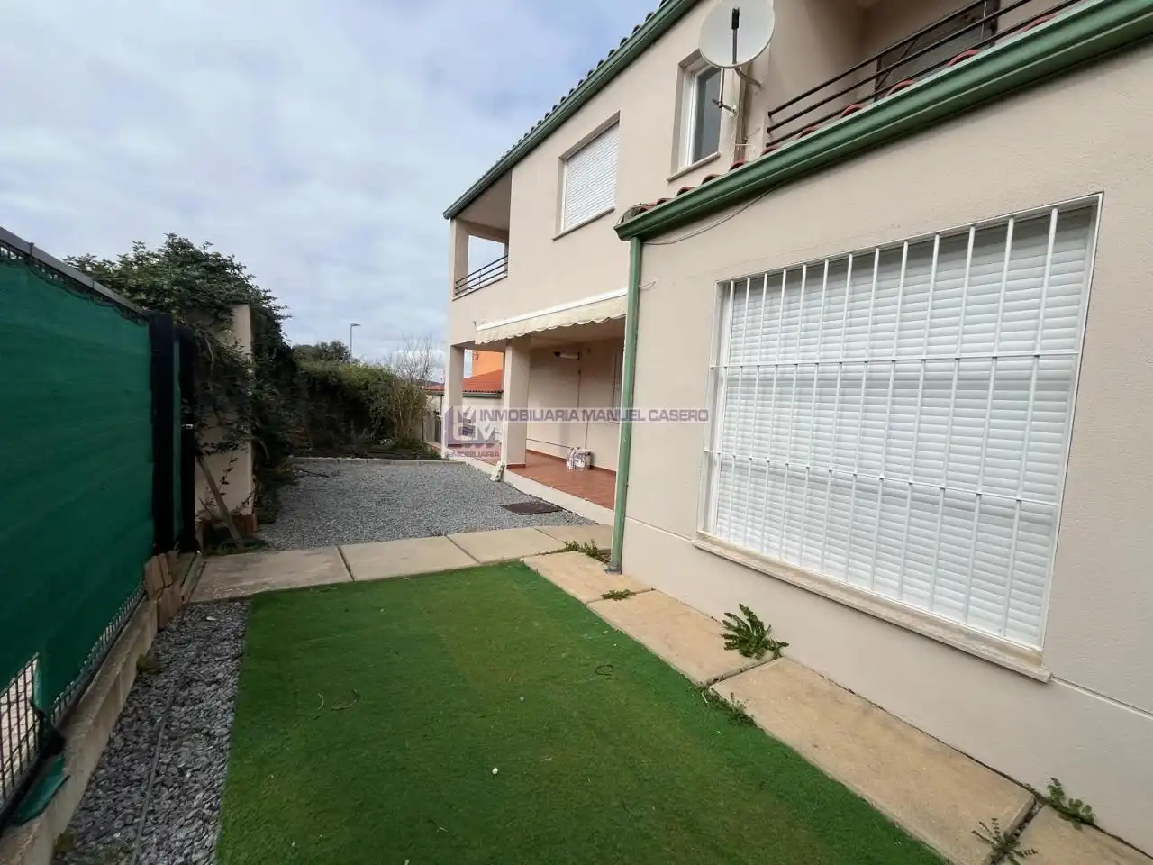 Jardí de Casa adosada de lloguer en Cáceres amb Calefacció, Terrassa i Traster