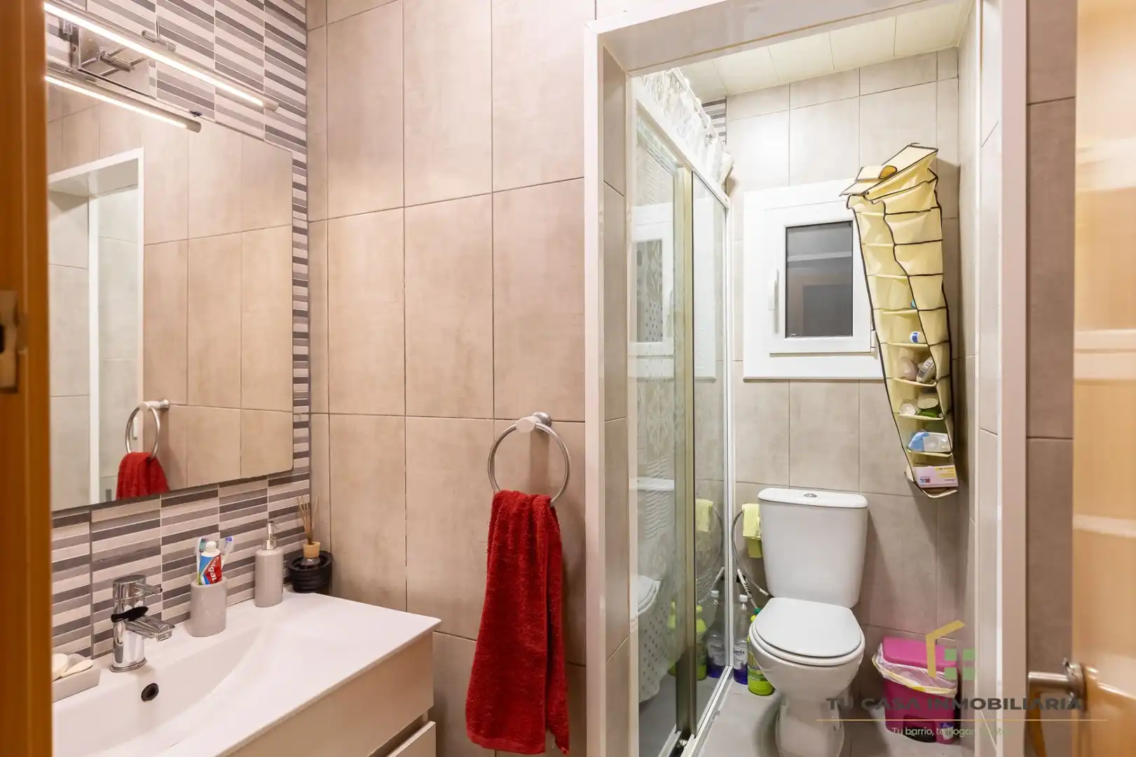 Baño de Apartamento en venta en Badalona