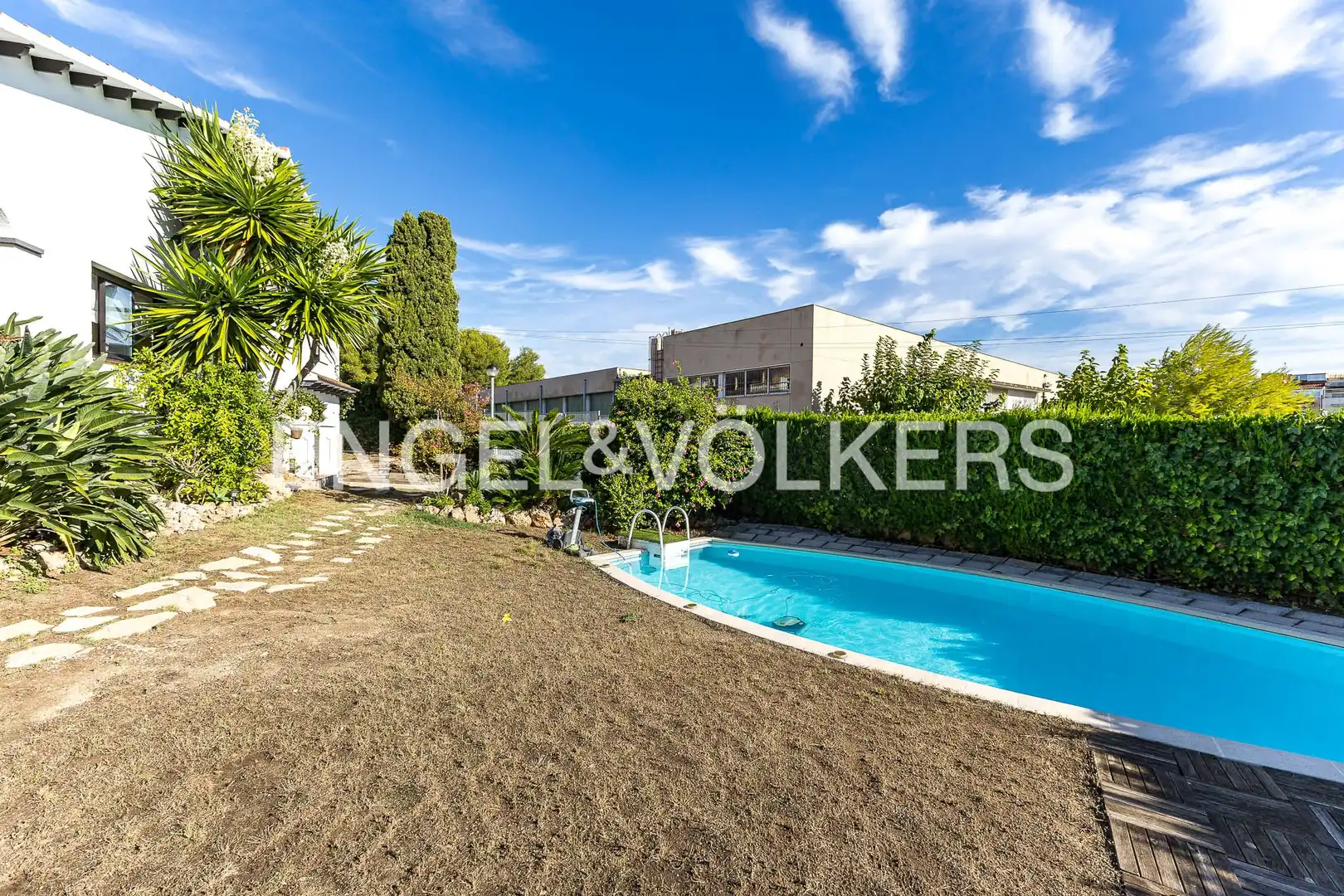 Exterior view of Houses for sale in El Vendrell  with Heating, Private garden and Parquet flooring