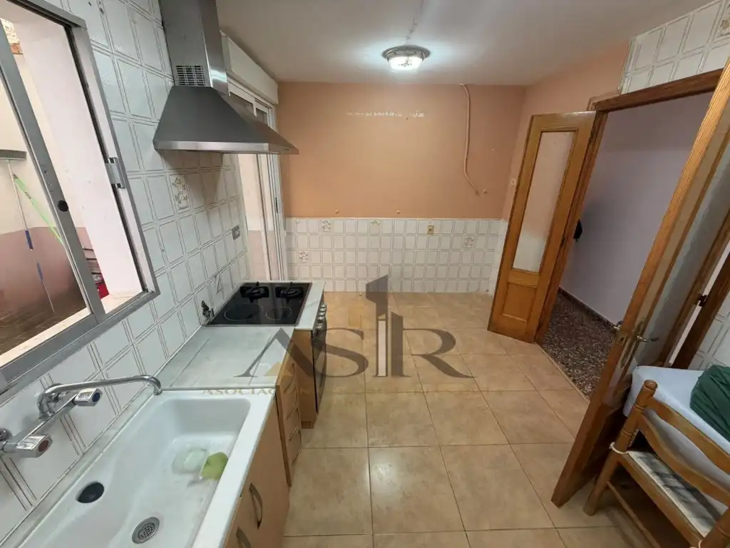 Flat for sale in Calle Via Sucronense, imagen 8