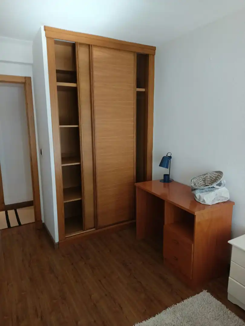Habitación de Piso de alquiler en Santiago de Compostela  con Amueblado