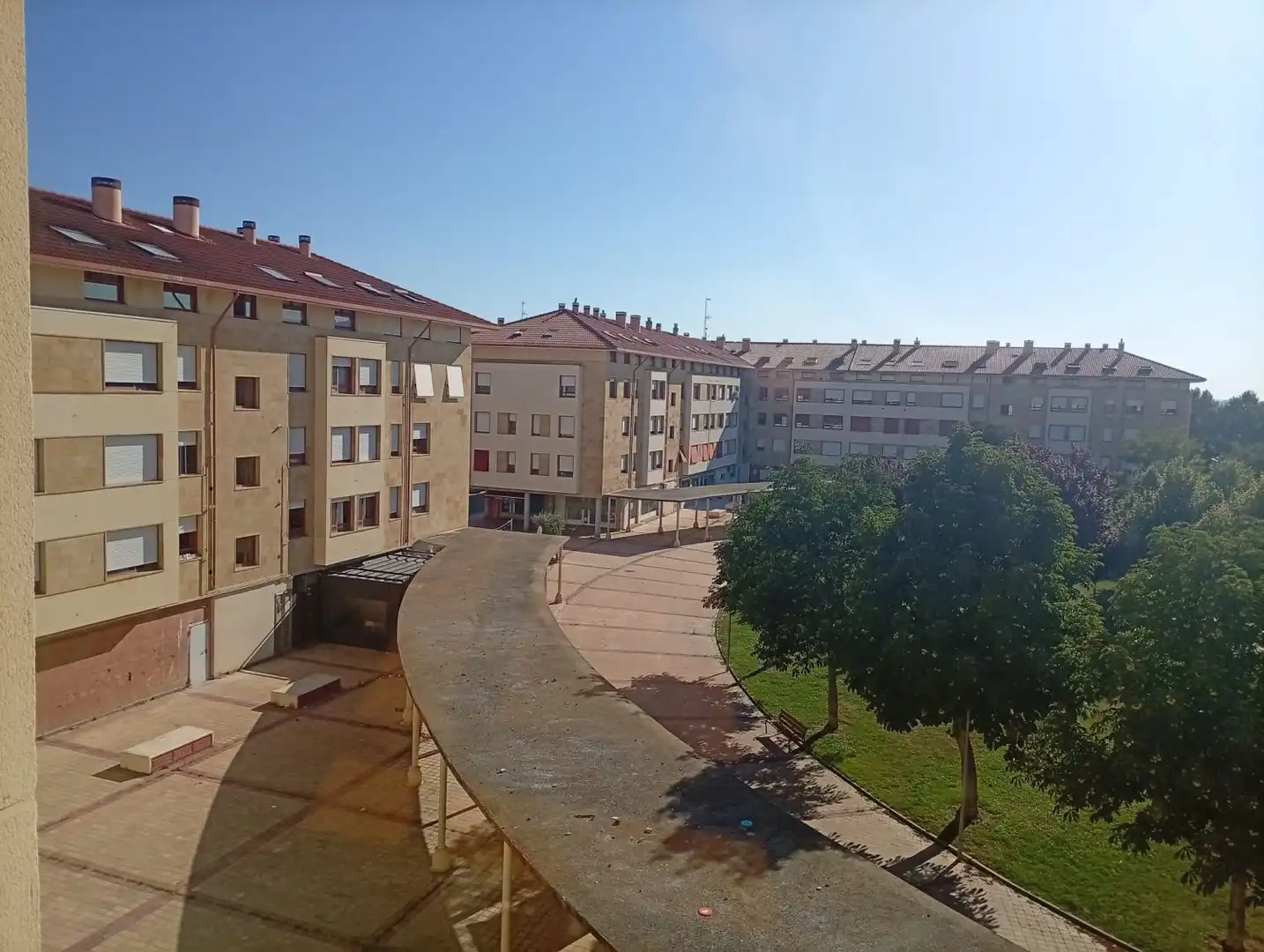 Vista exterior de Apartament en venda en Arroyo de la Encomienda amb Calefacció i Traster
