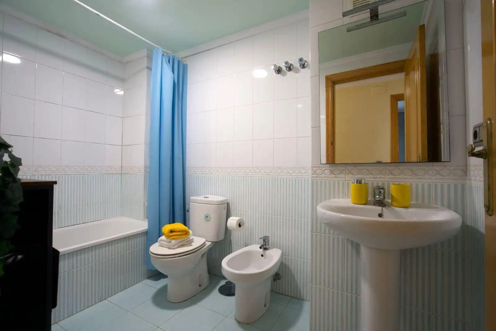 Baño de Piso en venta en La Pobla de Farnals con Aire acondicionado, Horno y Balcón