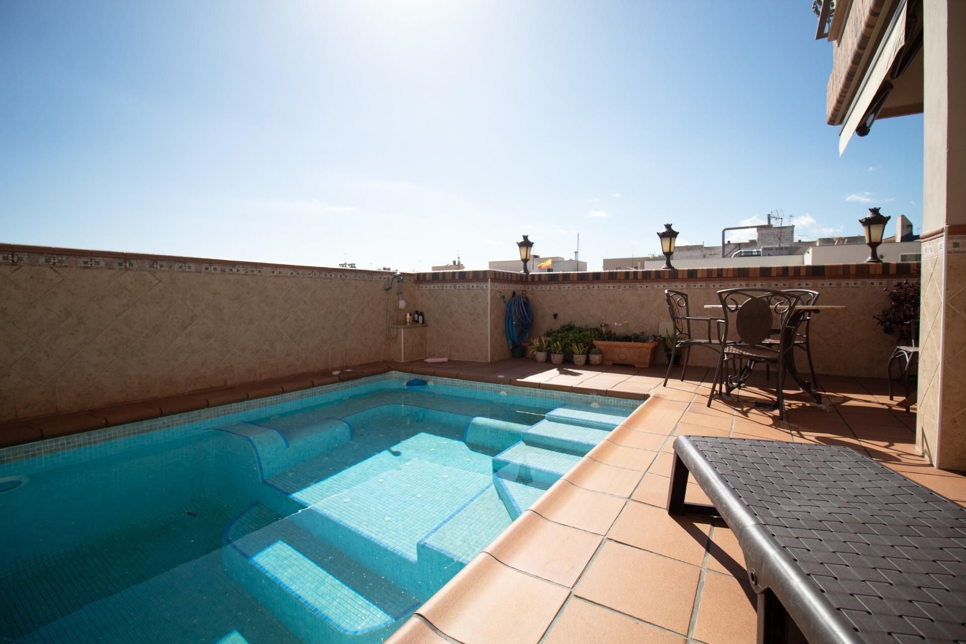 Piscina de Casa o chalet en venta en San Miguel de Salinas con Aire acondicionado, Calefacción y Jardín privado