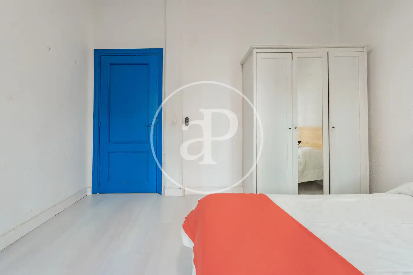 Habitación de Piso en venta en Madrid con Calefacción y Amueblado