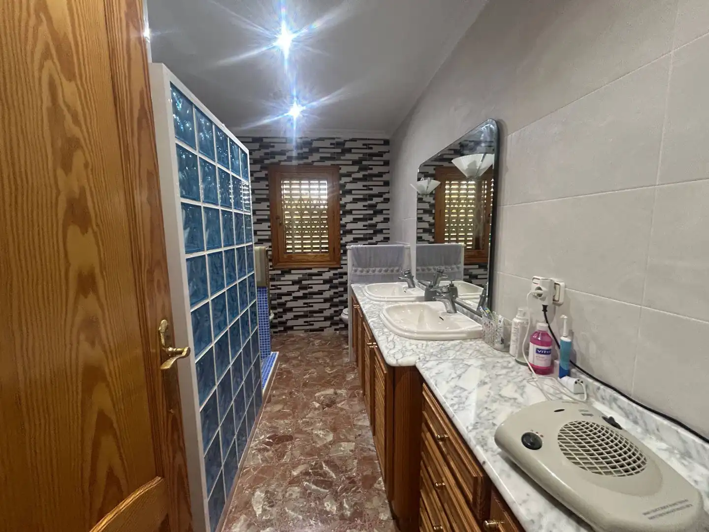 Bathroom of Houses for sale in Elche / Elx  with Air Conditioner, Heating and Private garden
