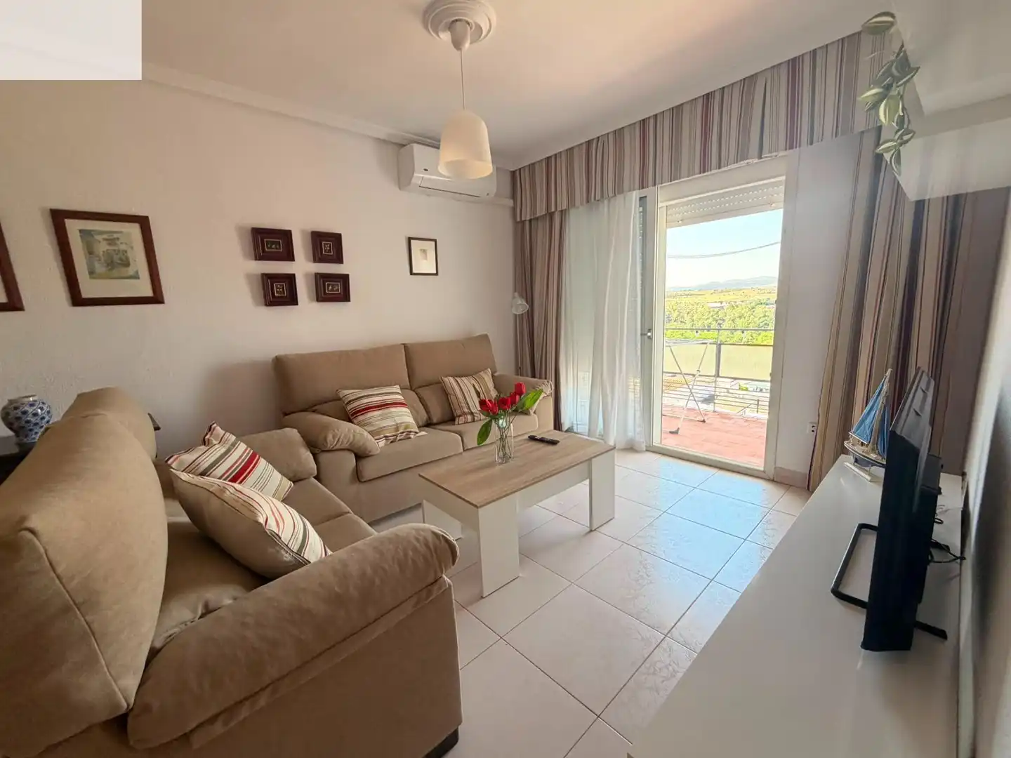 Sala de estar de Piso de alquiler en Mérida con Aire acondicionado, Calefacción y Amueblado