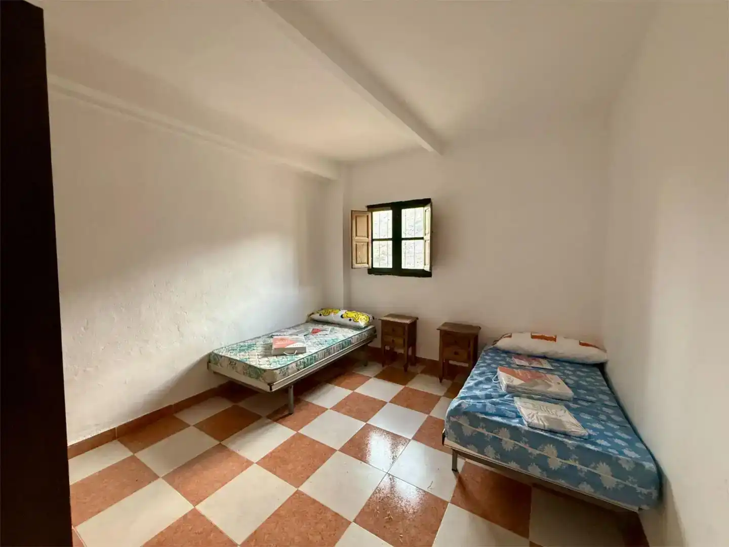 Schlafzimmer von Country house zum Verkauf in Albuñol mit Klimaanlage, Privatgarten und Schwimmbad