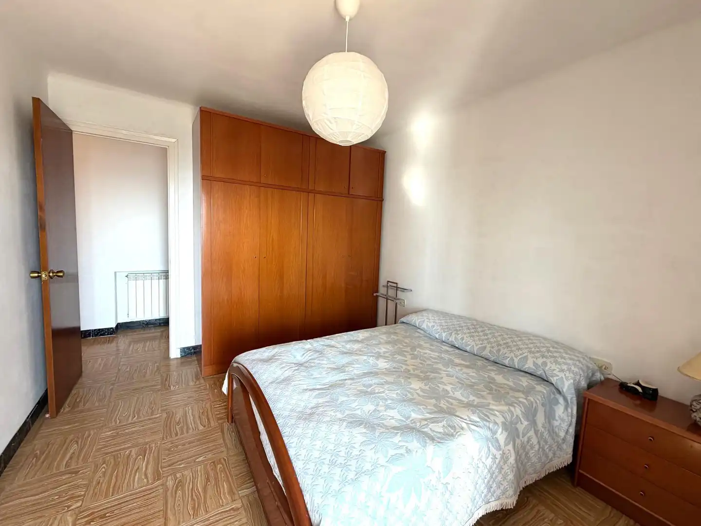 Dormitori de Casa o xalet en venda en Argençola amb Calefacció, Traster i Moblat