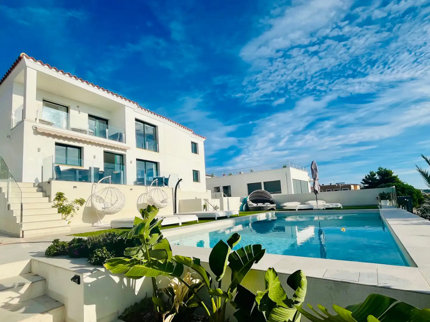 Piscina de Casa o xalet en venda en L'Ampolla amb Aire condicionat, Calefacció i Jardí privat
