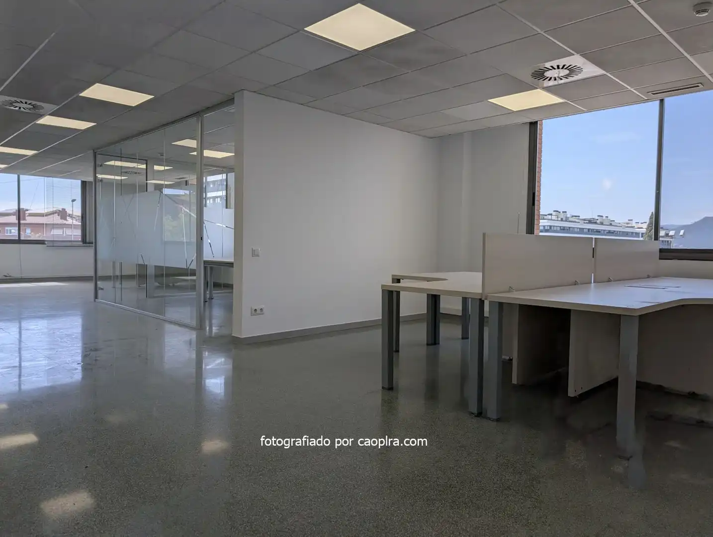 Office for rent in Sant Just Desvern  with Air Conditioner and Heating