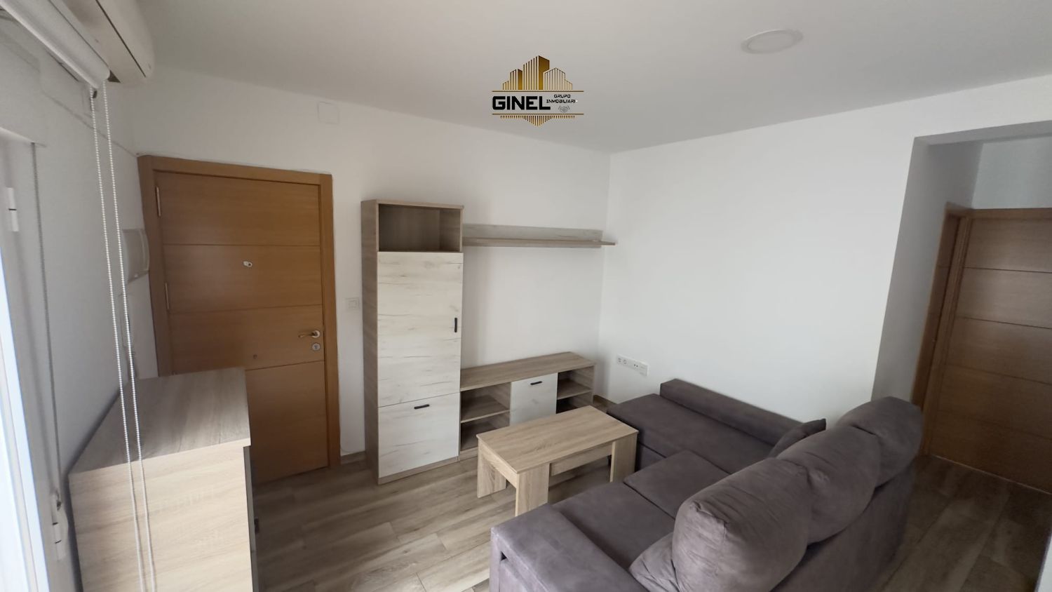 Living room of Flat to rent in  Jaén Capital  with Air Conditioner, Heating and Balcony