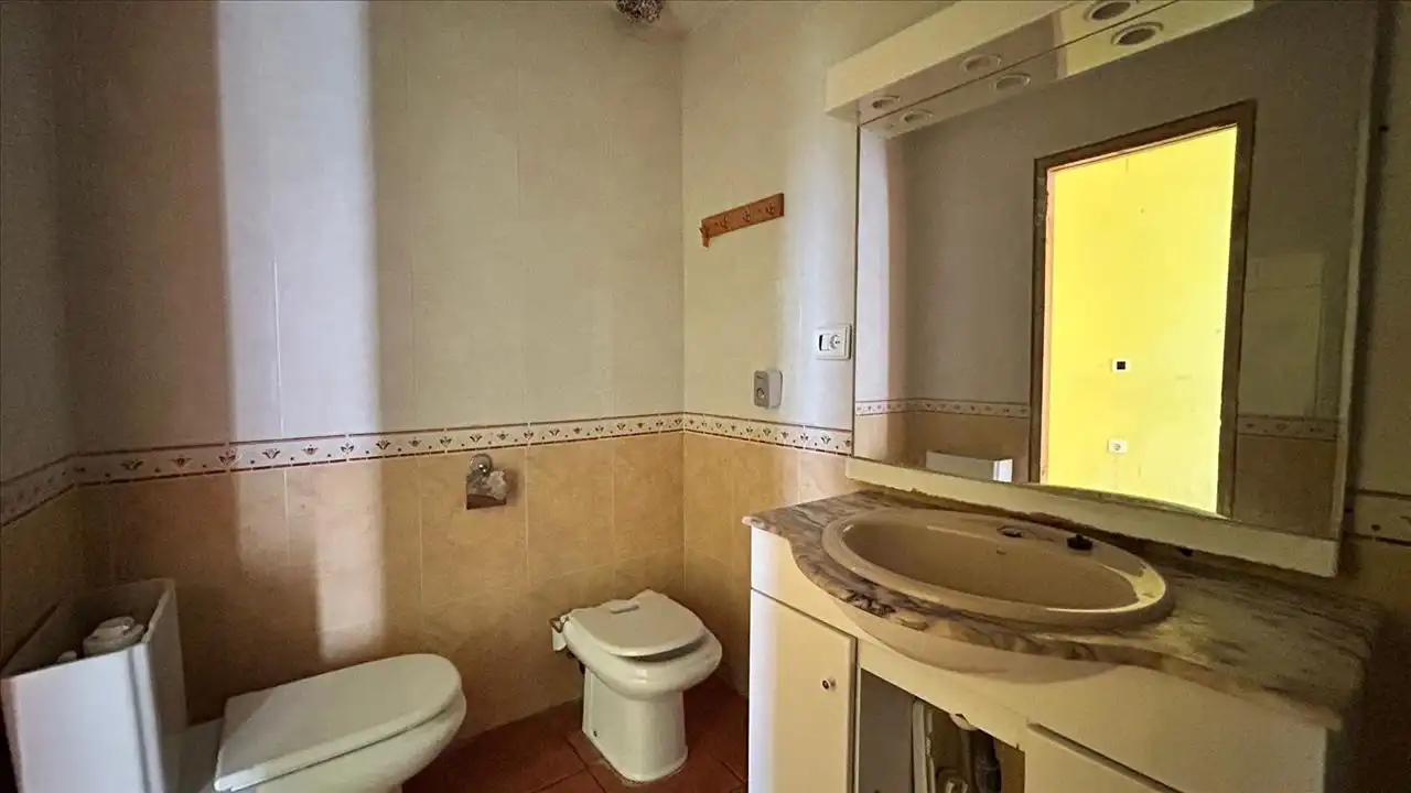 Bany de Casa adosada en venda en Benimuslem amb Terrassa