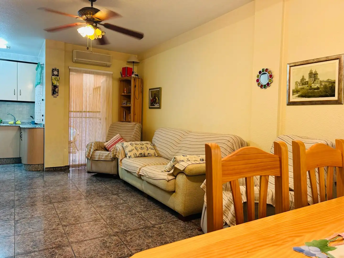 Sala d'estar de Casa o xalet en venda en Los Alcázares amb Aire condicionat, Terrassa i Moblat