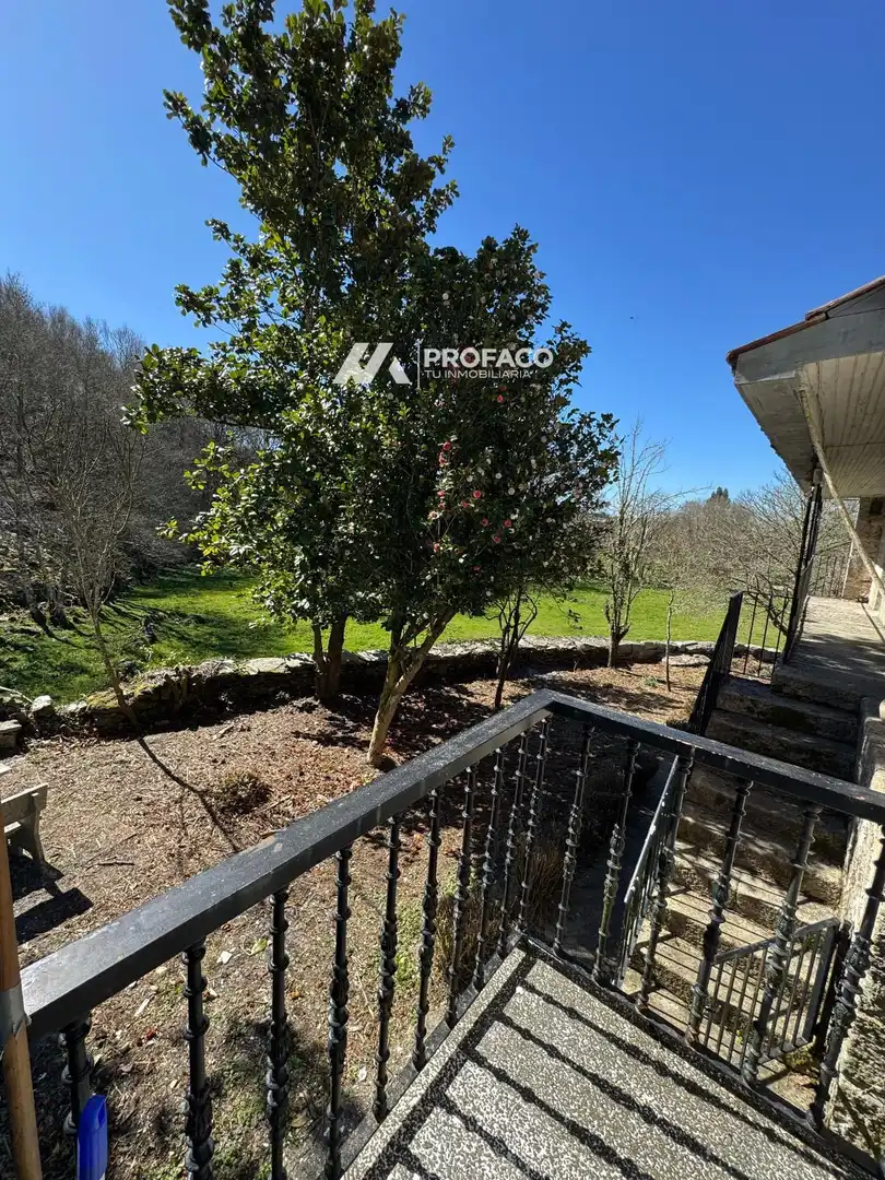 Casa o chalet en venta en O Irixo con Terraza y Amueblado