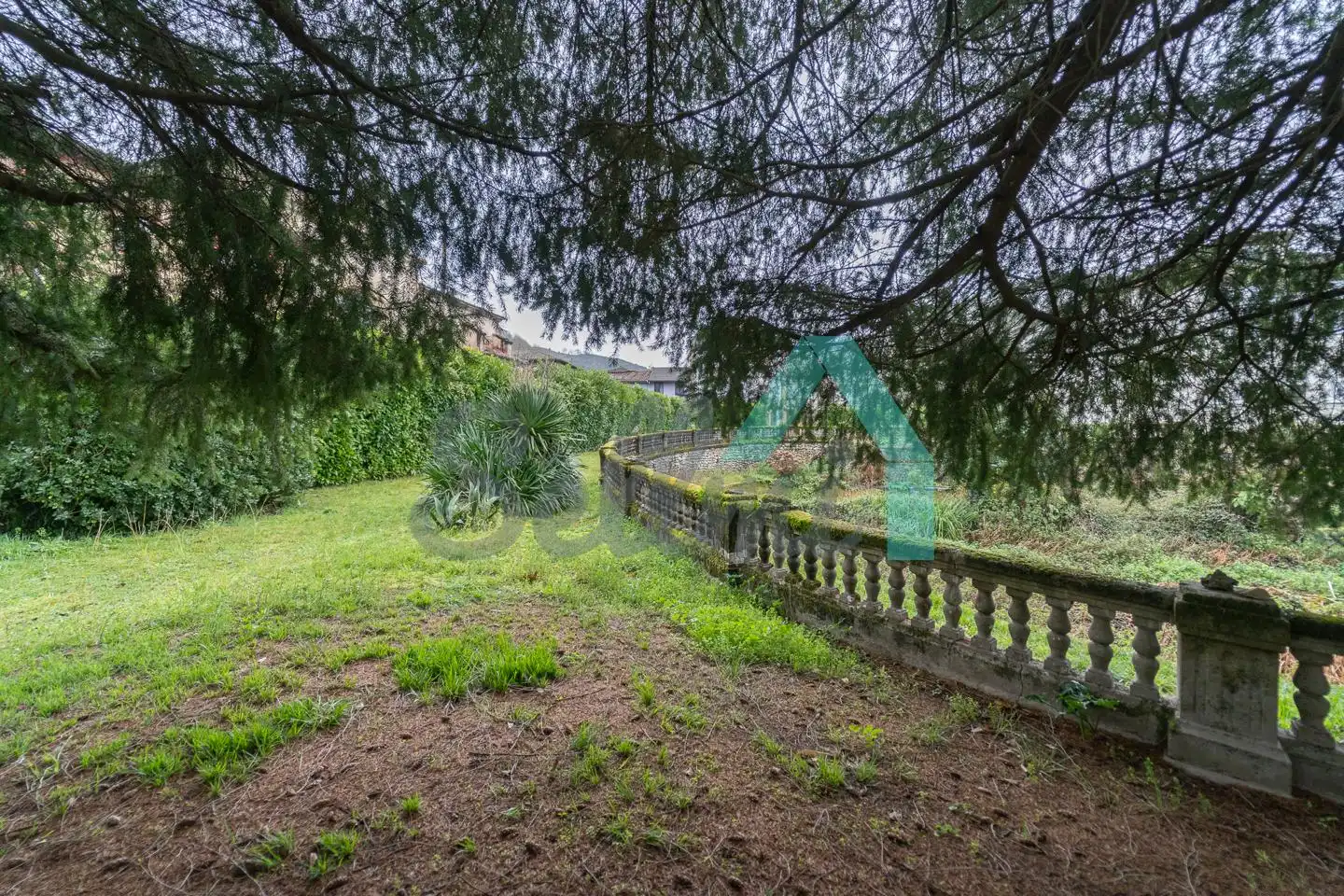 Jardí de Casa o xalet en venda en Piloña amb Jardí privat, Parquet i Terrassa