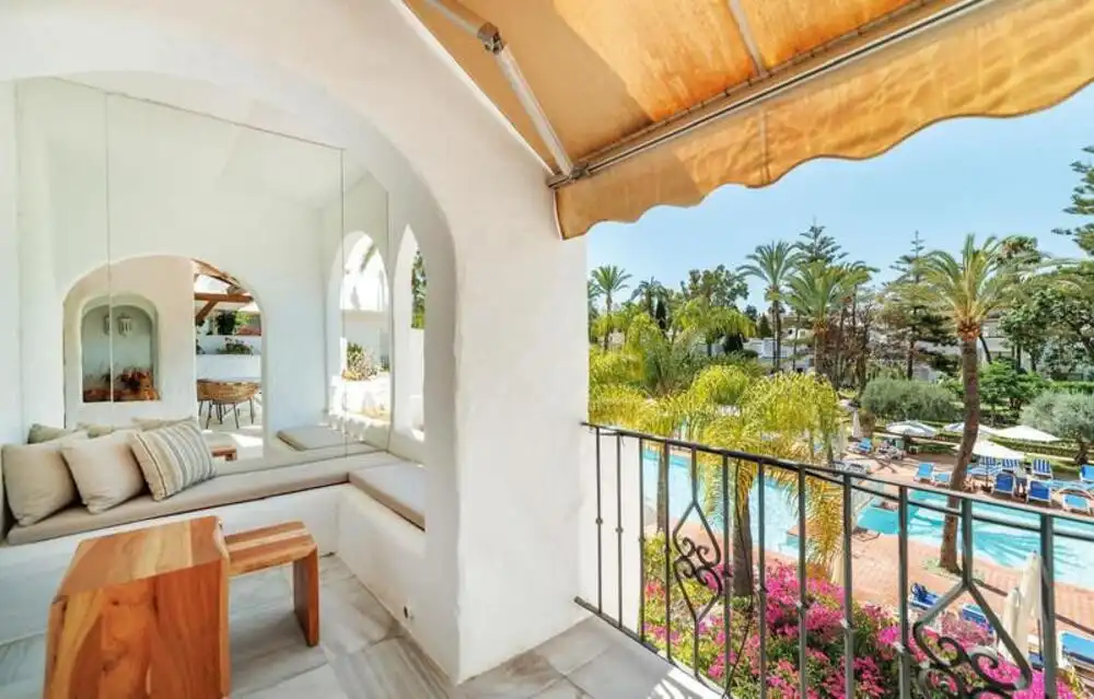 Apartamento de alquiler en Puerto Banús