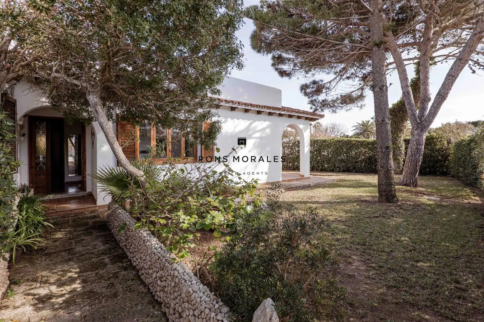 Vista exterior de Casa o xalet en venda en Ciutadella de Menorca amb Aire condicionat, Terrassa i Piscina