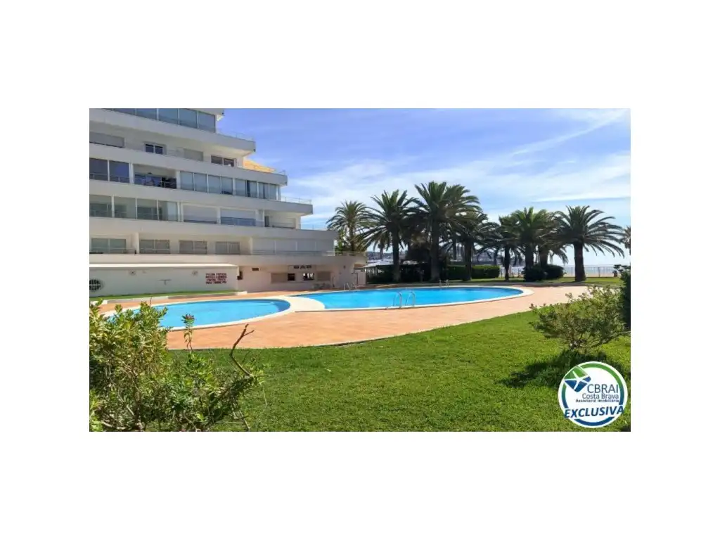 Flat with pool for sale in Travessia Gola Estany