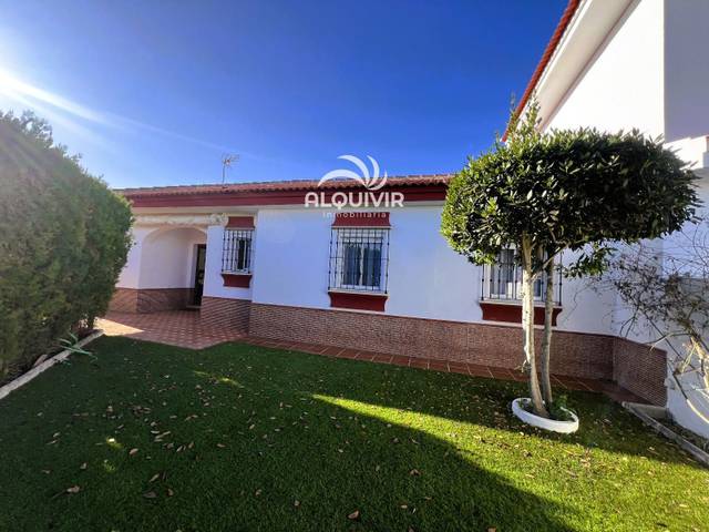 Casa adosada en Venta en Caño Guerrero