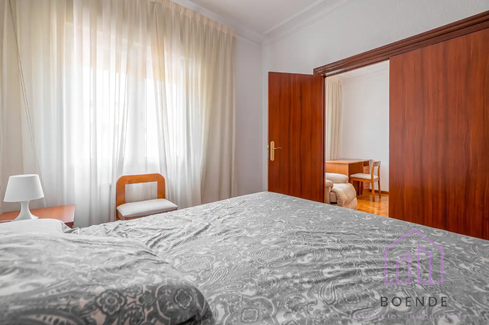 Bedroom of Flat for sale in Madrid  with Air Conditioner, Heating and Parquet flooring