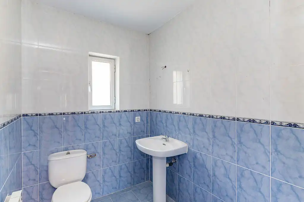 Bathroom of Flat for sale in Béjar