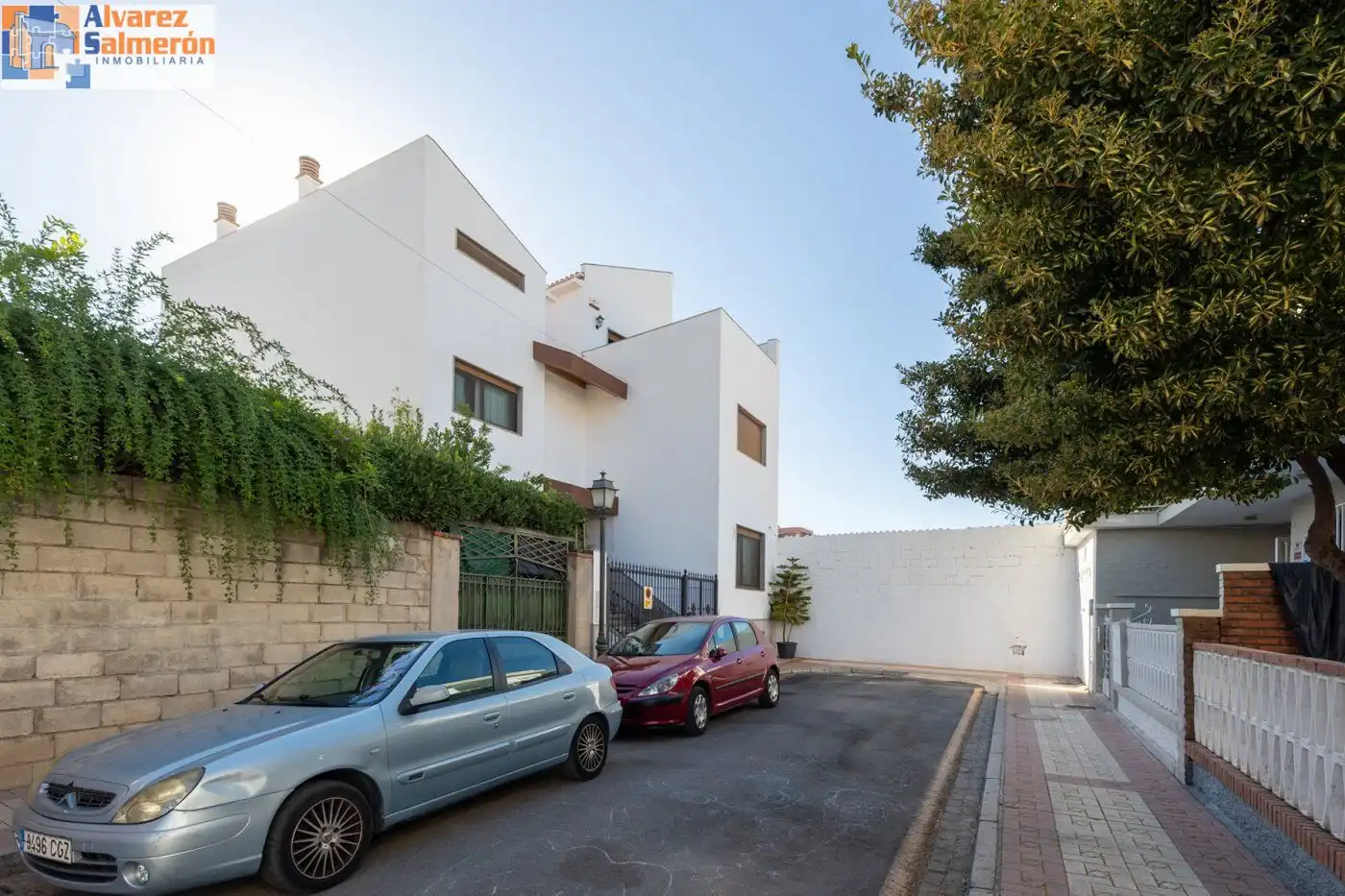 Houses for sale in Calle GAONA, San Francisco Javier